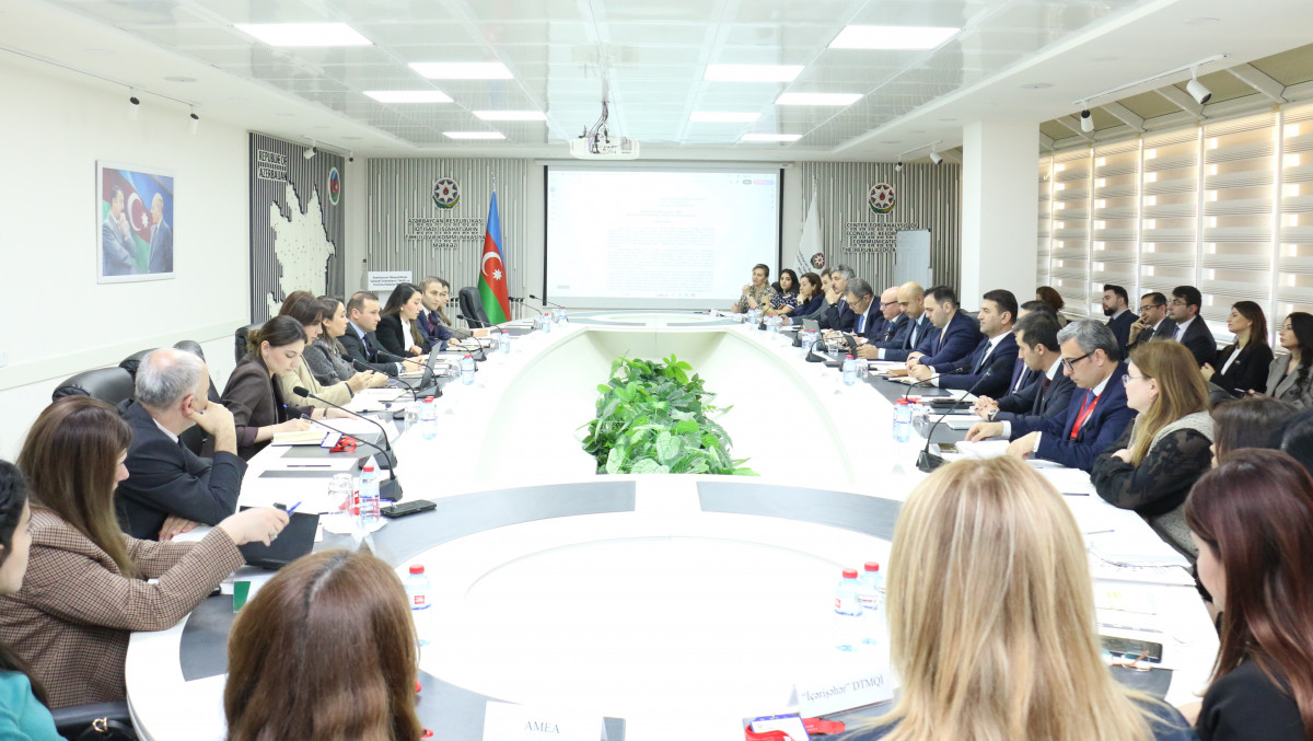 İİTKM-də “Azərbaycan Mədəniyyəti – 2040” Konsepsiyası üzrə indikativ planlaşdırma məsələləri müzakirə olunub